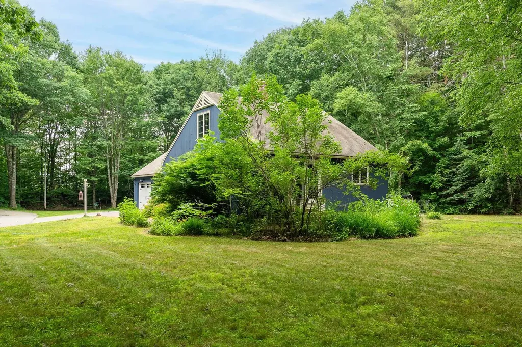 844 Second Crown Point Road Strafford NH 03884