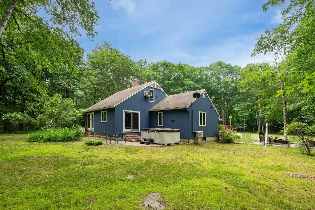 844 Second Crown Point Road Strafford NH 03884