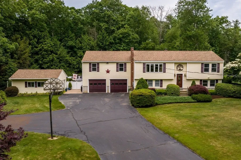65 Glen Hill Road Dover NH 03820