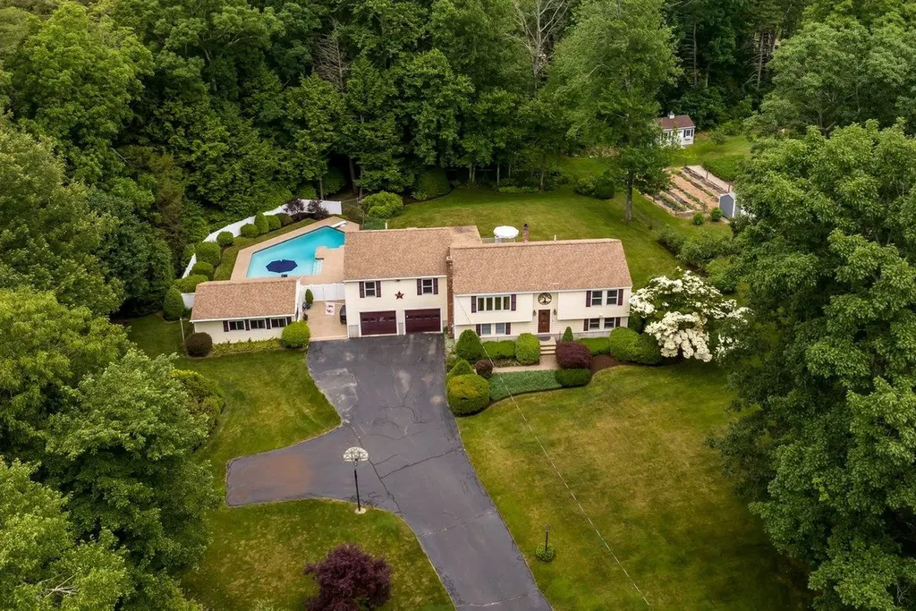 65 Glen Hill Road Dover NH 03820