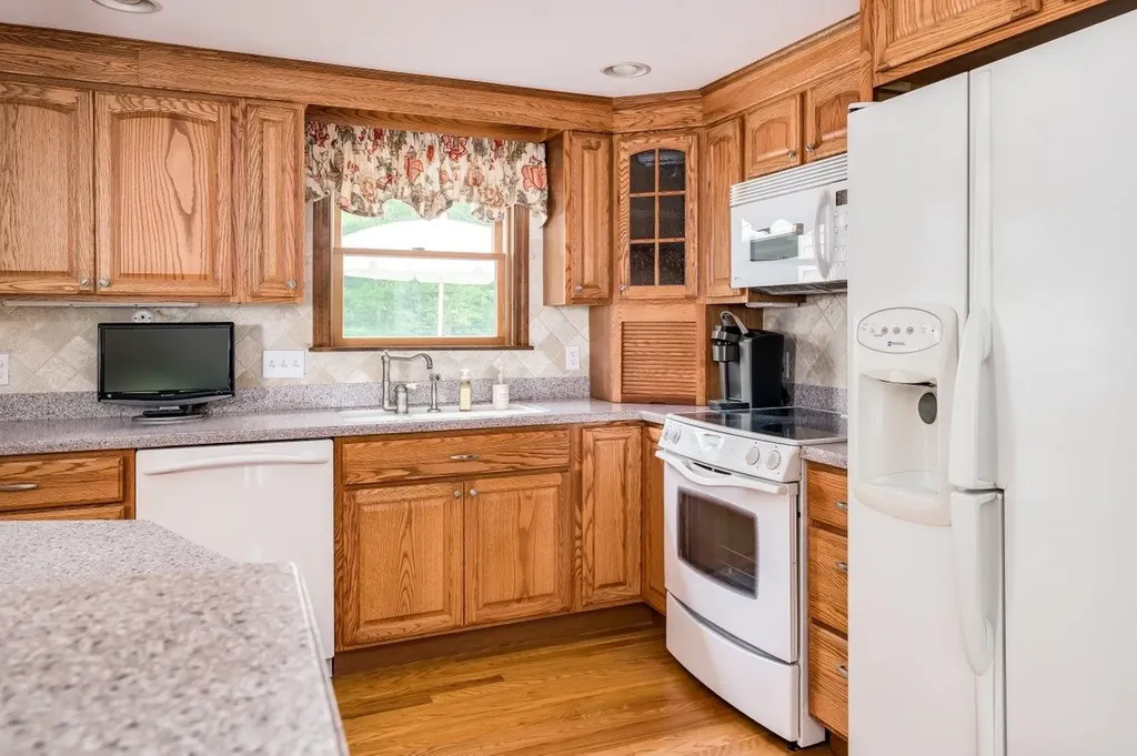 65 Glen Hill Road Dover NH 03820