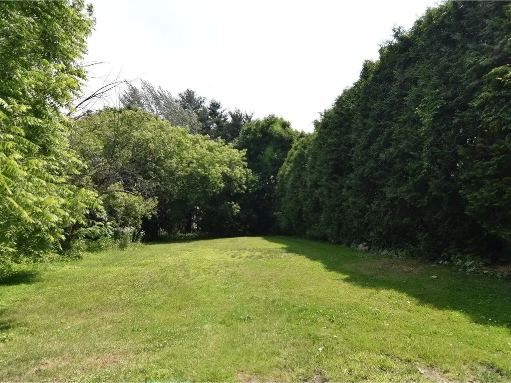 146 East Avenue Burlington VT 05401