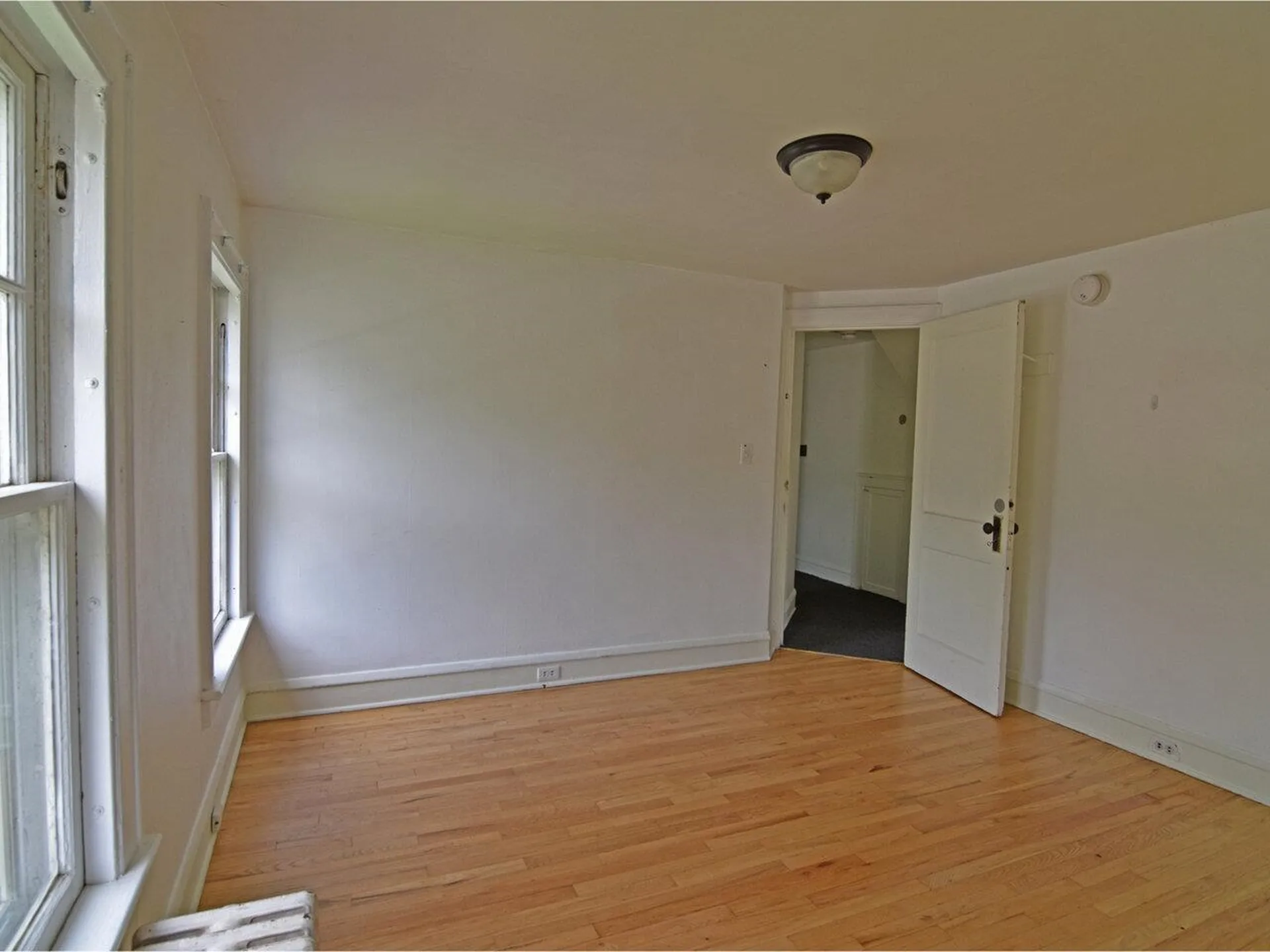 146 East Avenue Burlington VT 05401