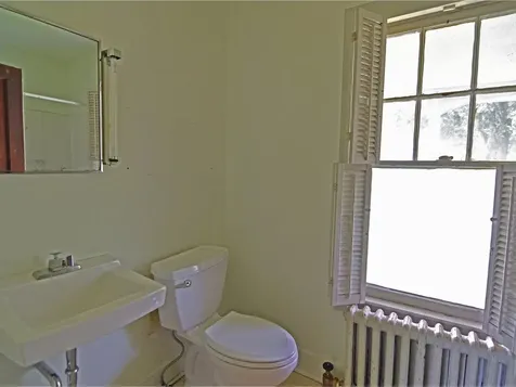 146 East Avenue Burlington VT 05401