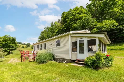 132 Bobbinshop Road Chelsea VT 05038