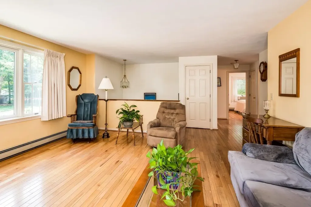 11 Long Leaf Lane Somersworth NH 03878