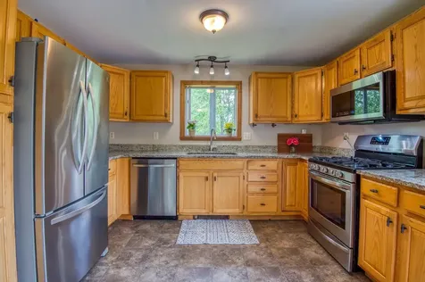 14 Abigails Circle Jefferson NH 03583