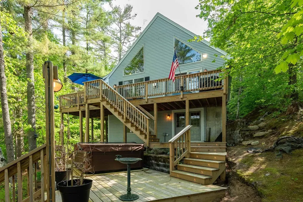 828 Lord Road Wakefield NH 03872