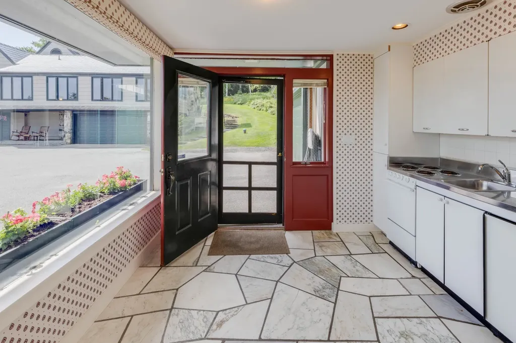 629 Dyke Road Sugar Hill NH 03586