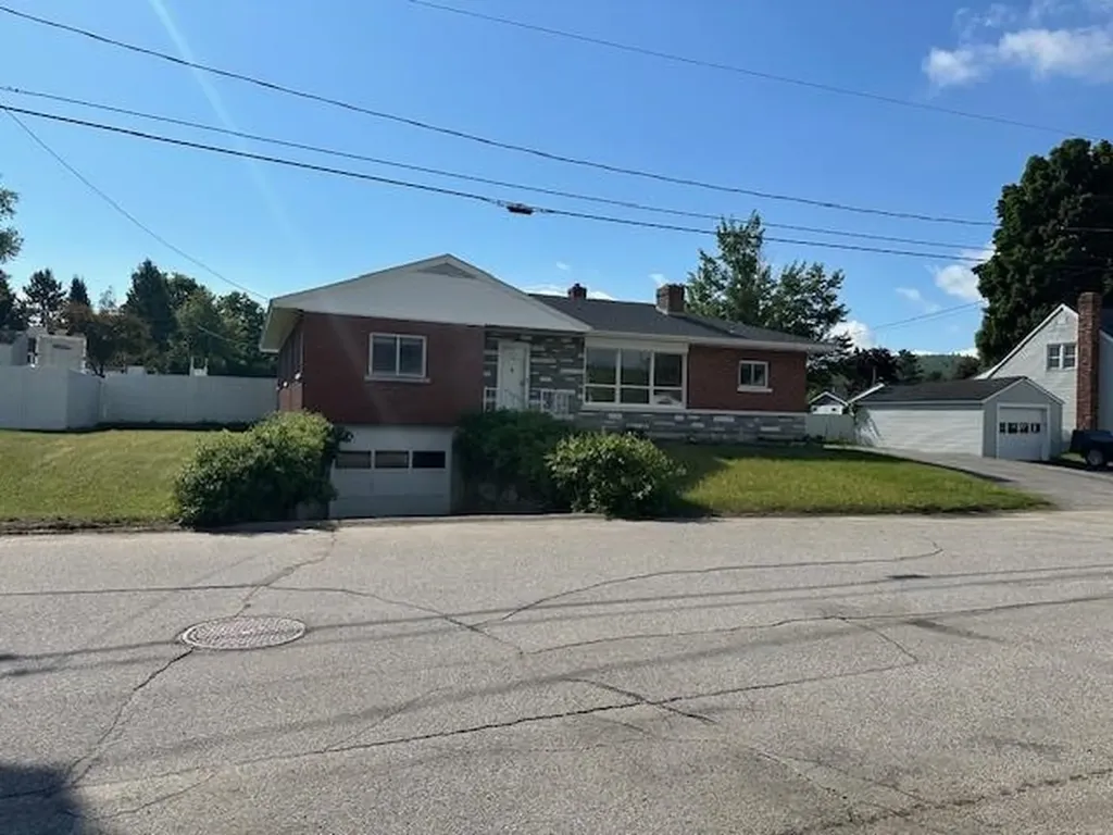 36 Countryside Avenue Berlin NH 03570