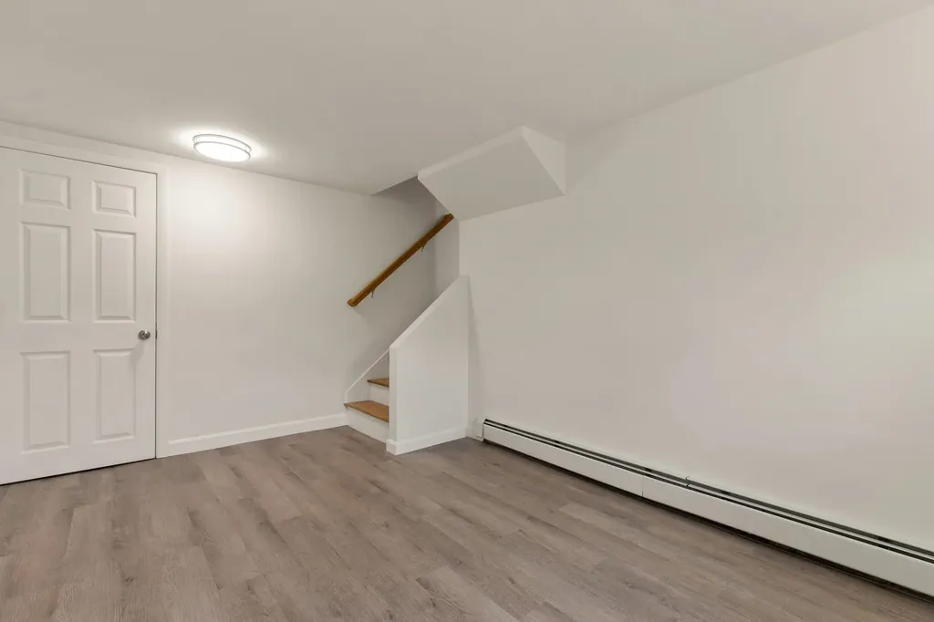 26 Centerville Drive Salem NH 03079