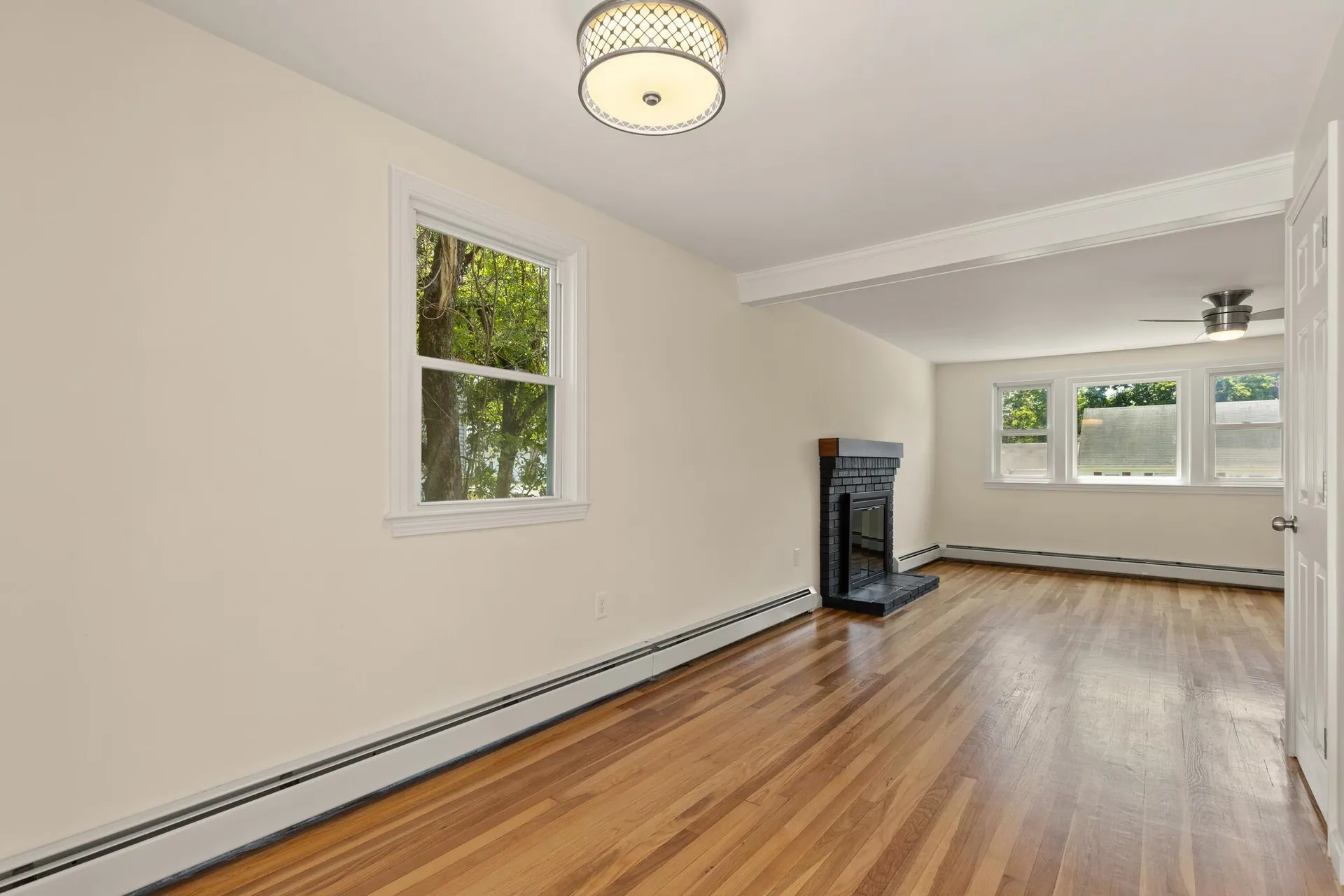 26 Centerville Drive Salem NH 03079