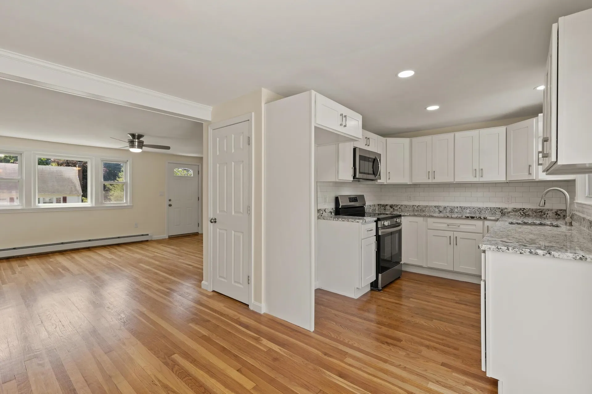 26 Centerville Drive Salem NH 03079
