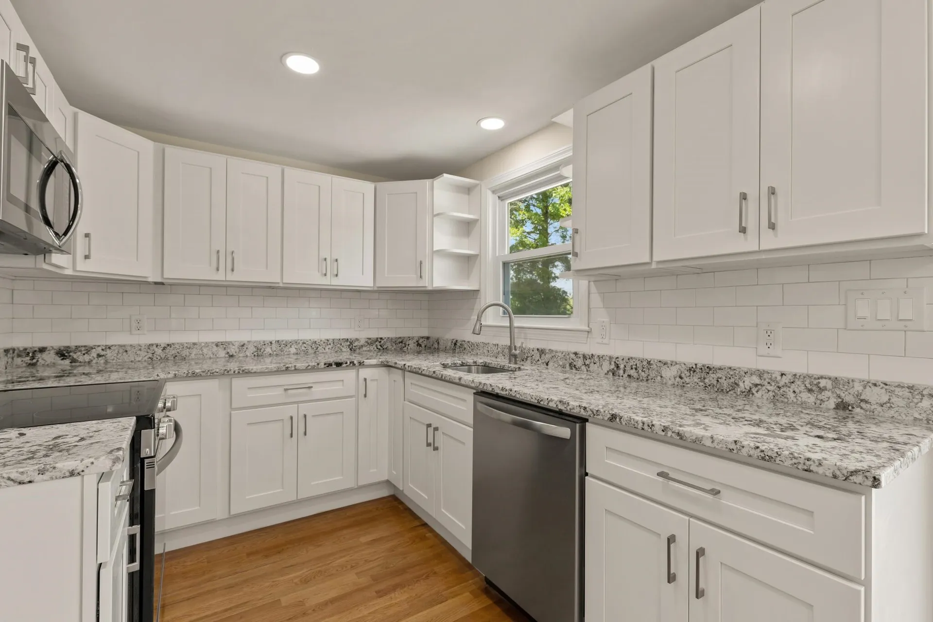 26 Centerville Drive Salem NH 03079