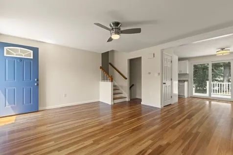 26 Centerville Drive Salem NH 03079