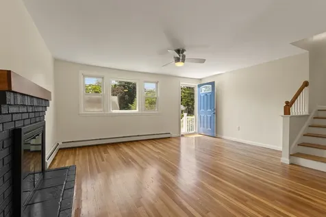 26 Centerville Drive Salem NH 03079