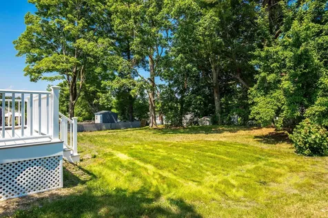 26 Centerville Drive Salem NH 03079