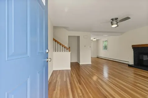 26 Centerville Drive Salem NH 03079