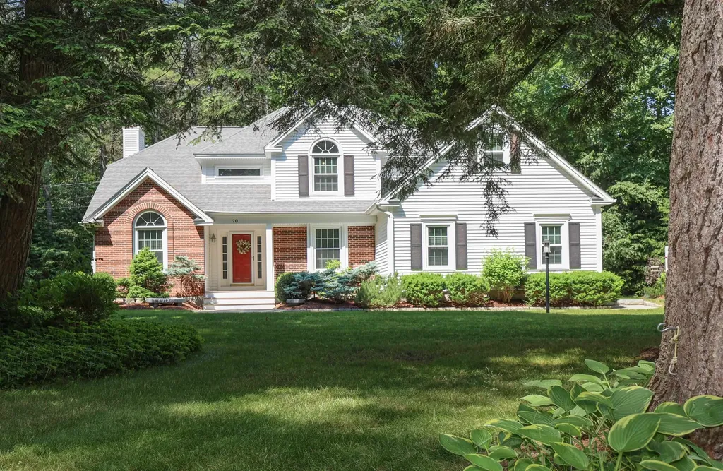 70 Thornton Ferry Road II Amherst NH 03031