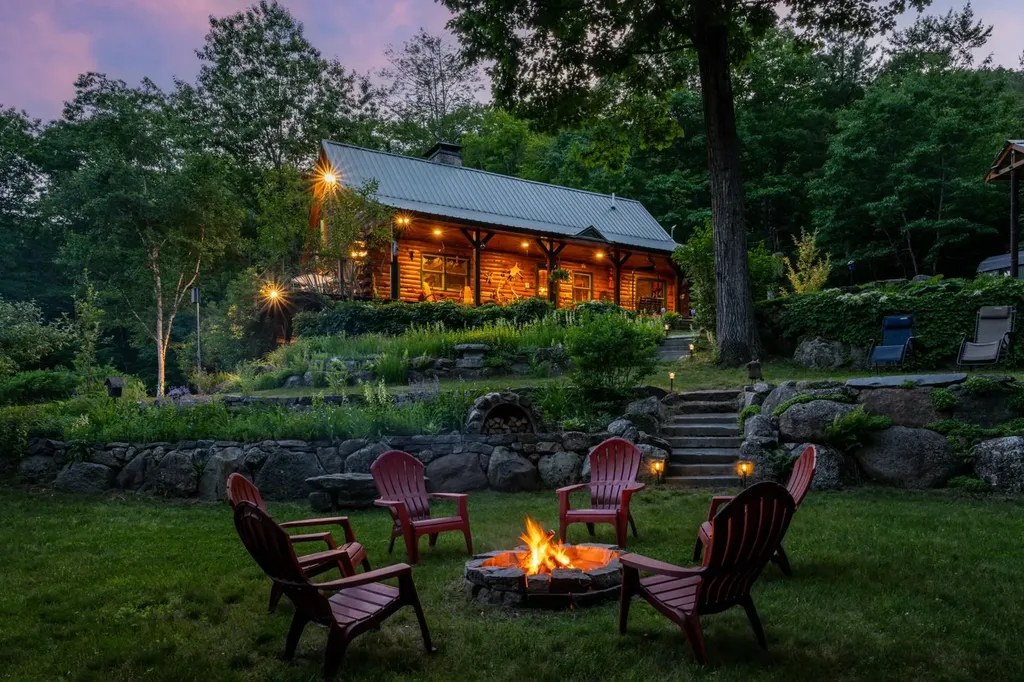 10 Hermit Hollow Lane Sutton NH 03273