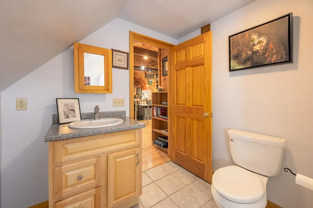 10 Hermit Hollow Lane Sutton NH 03273