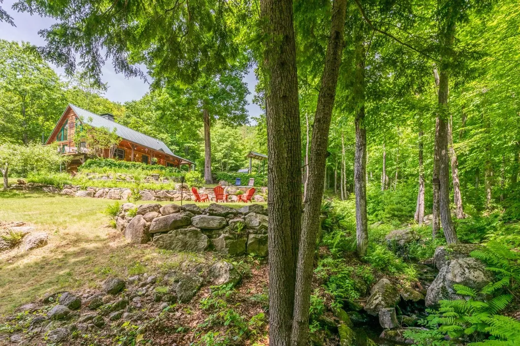 10 Hermit Hollow Lane Sutton NH 03273