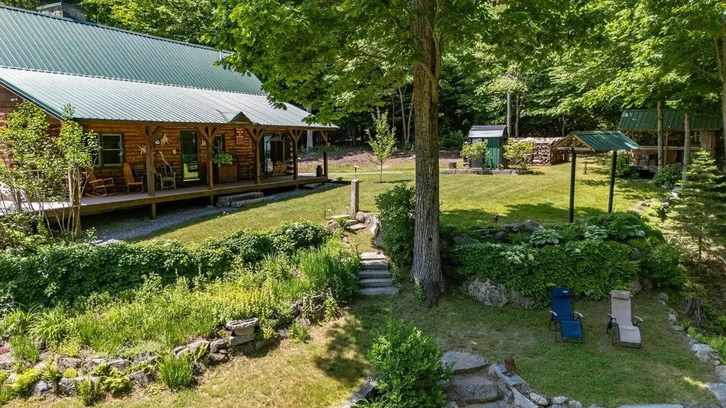 10 Hermit Hollow Lane Sutton NH 03273