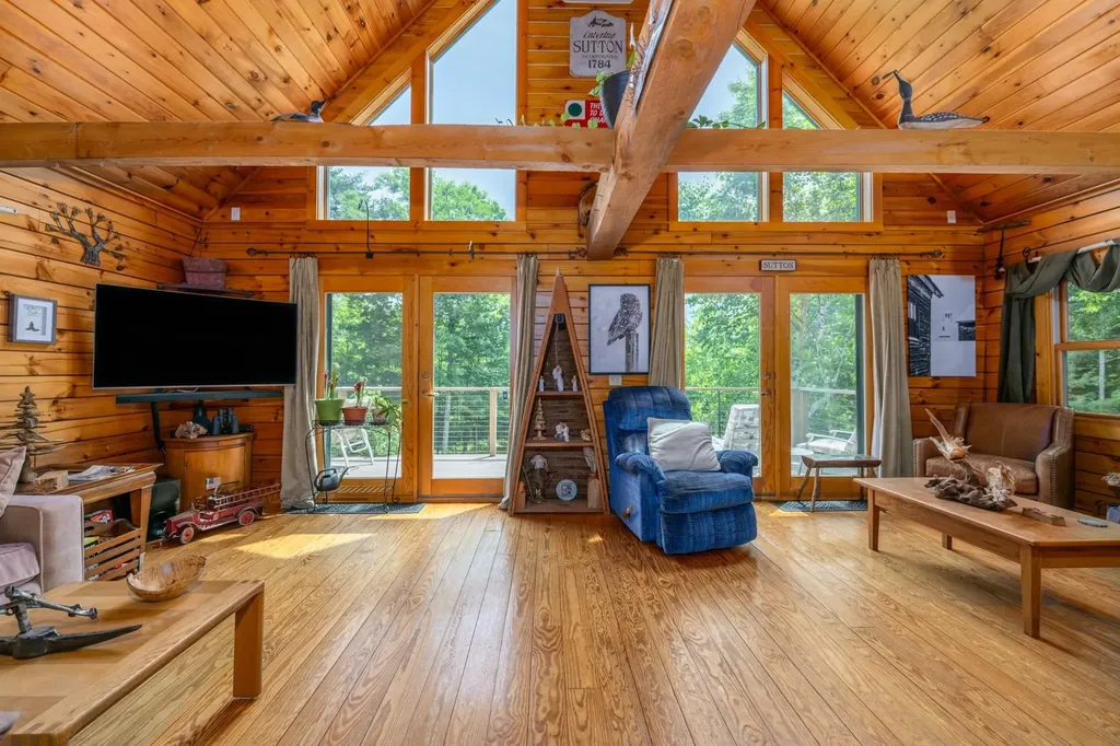 10 Hermit Hollow Lane Sutton NH 03273