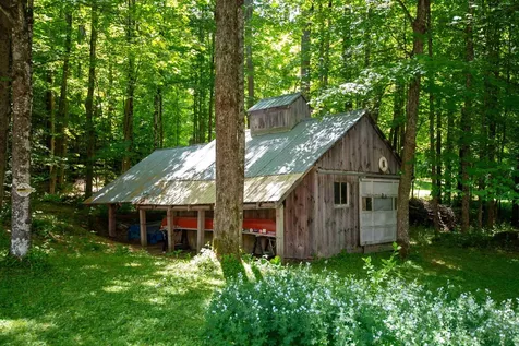 82 East Lake Road Ludlow VT 05149