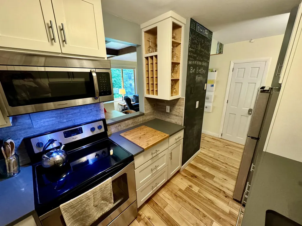 63 Sugar Run Fayston VT 05673
