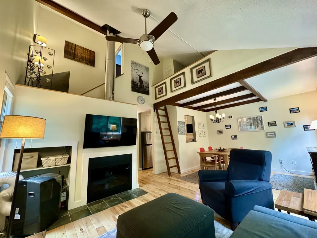63 Sugar Run Fayston VT 05673