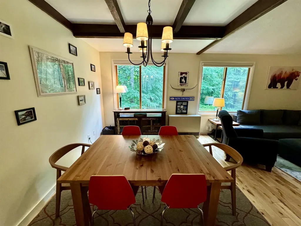 63 Sugar Run Fayston VT 05673
