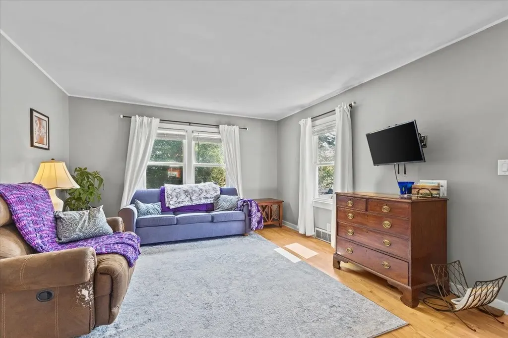 2 Maplewood Drive South Burlington VT 05403