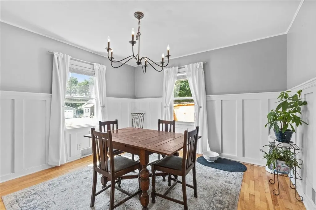 2 Maplewood Drive South Burlington VT 05403