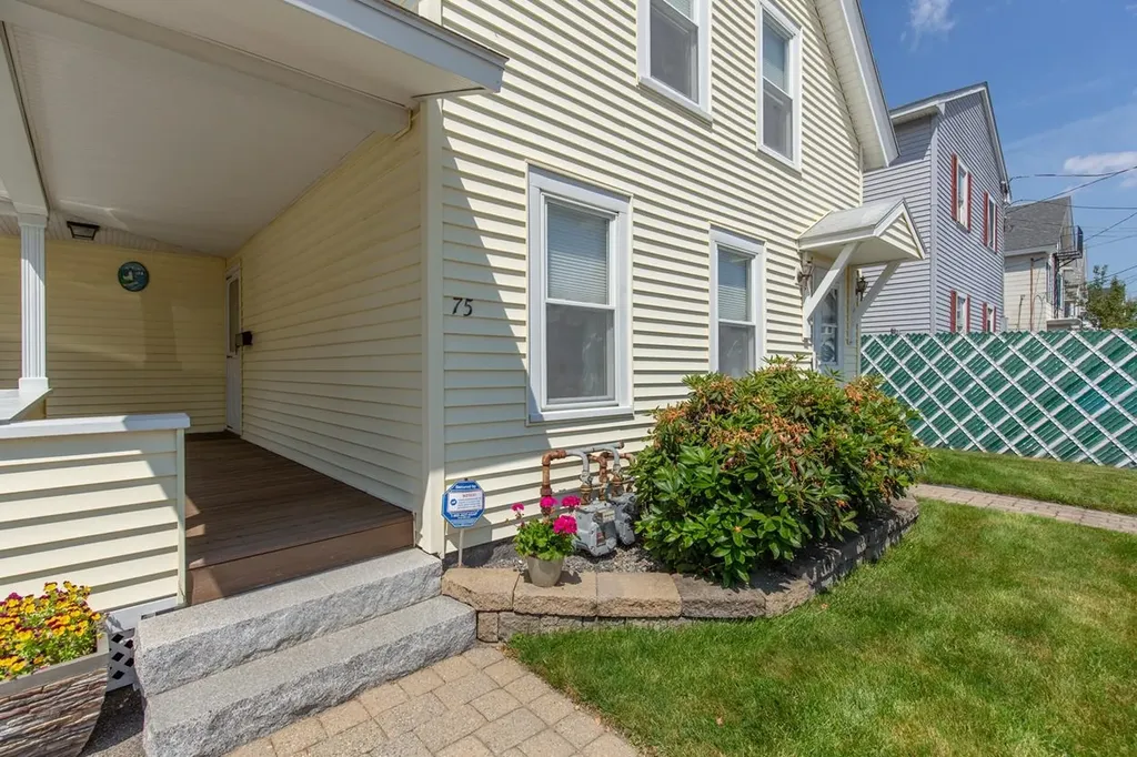 75 Ash Street Nashua NH 03060