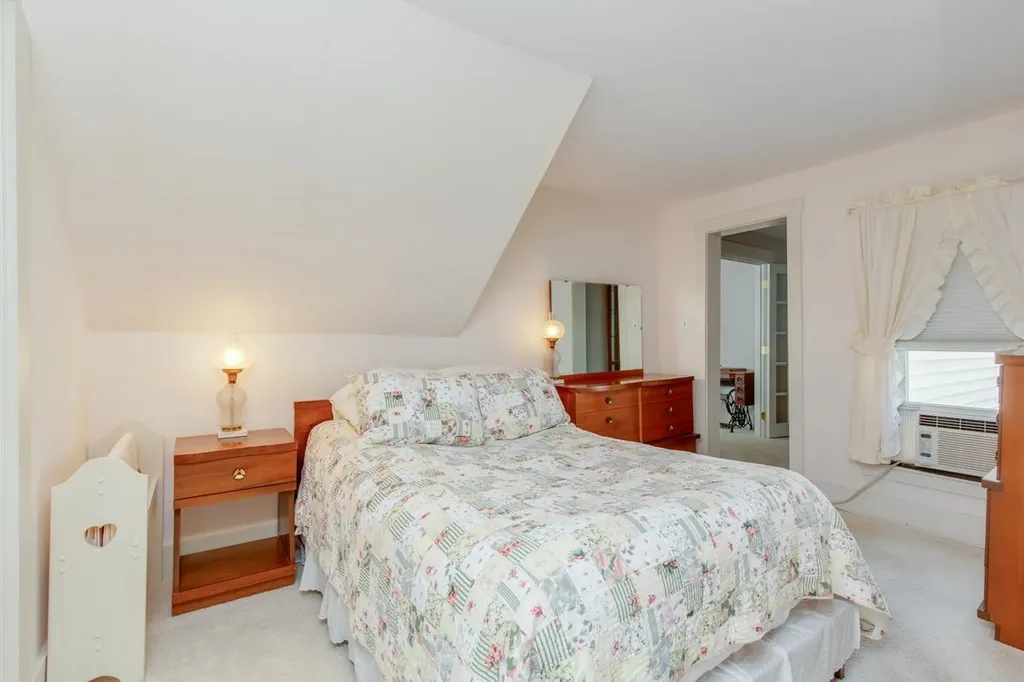 75 Ash Street Nashua NH 03060