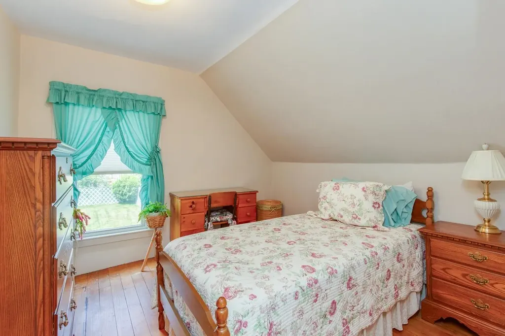 75 Ash Street Nashua NH 03060