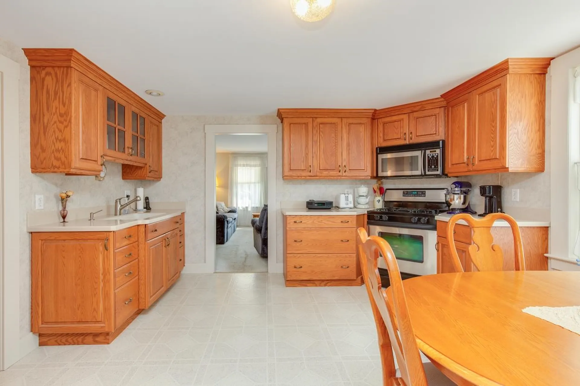 75 Ash Street Nashua NH 03060