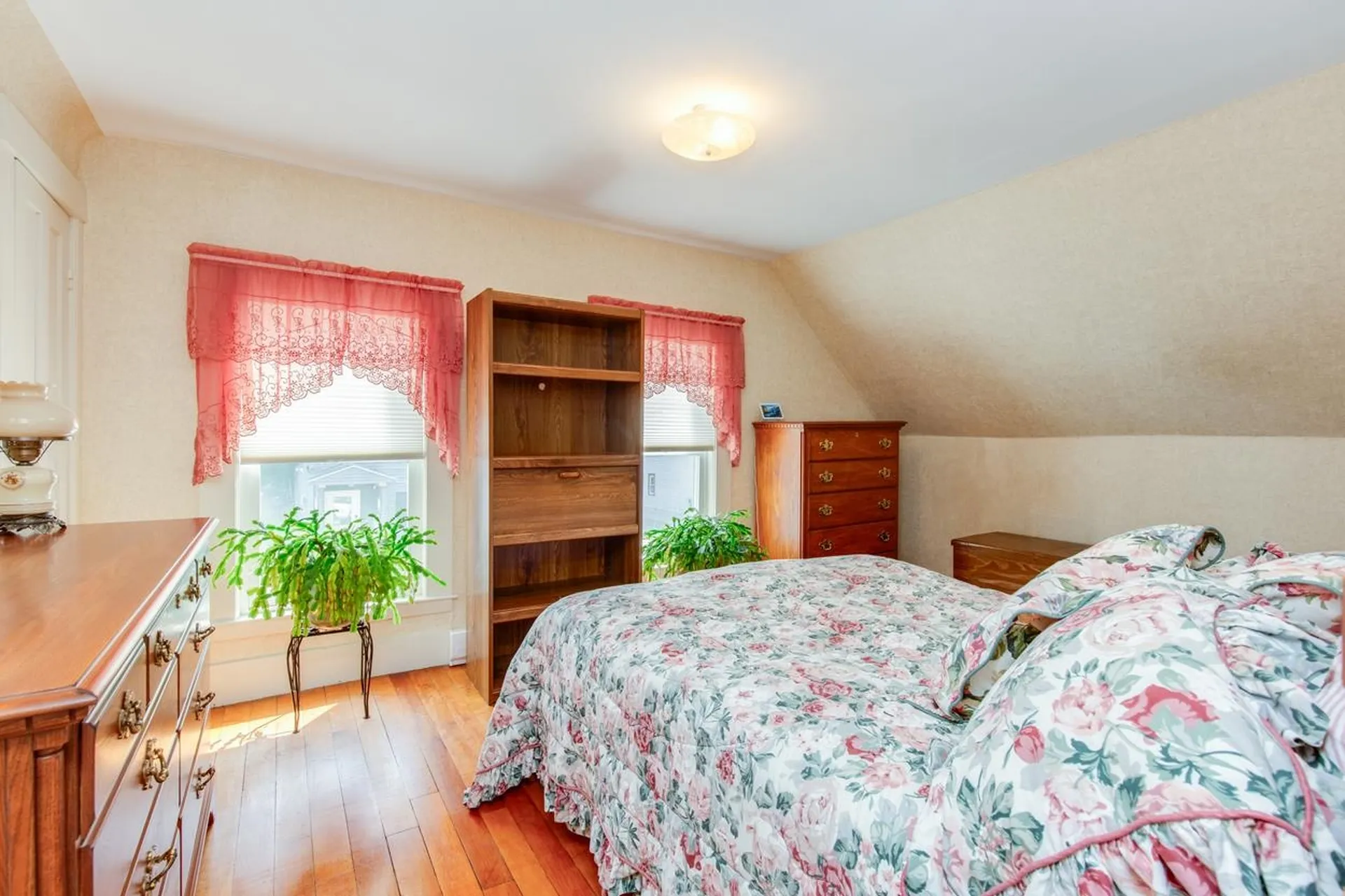 75 Ash Street Nashua NH 03060