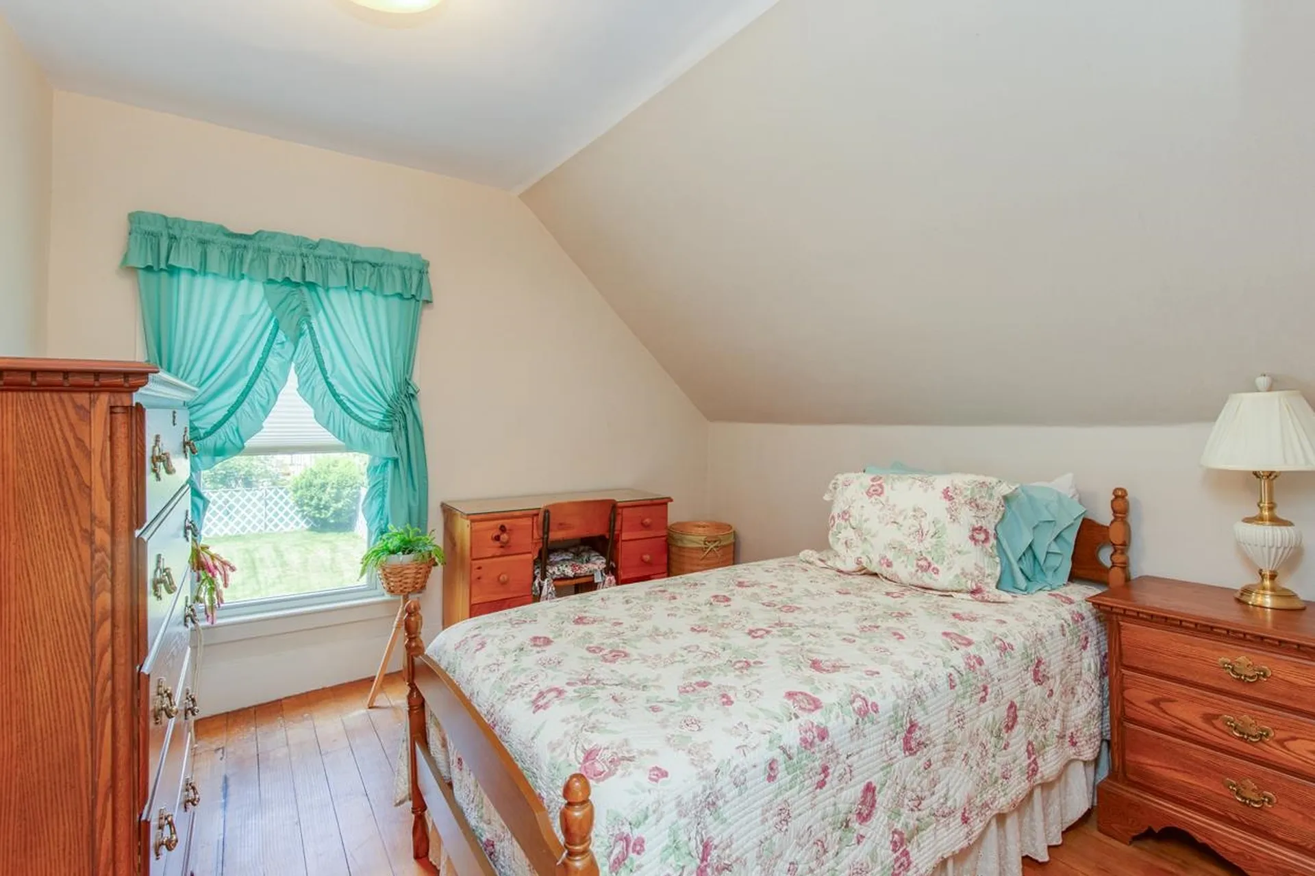 75 Ash Street Nashua NH 03060