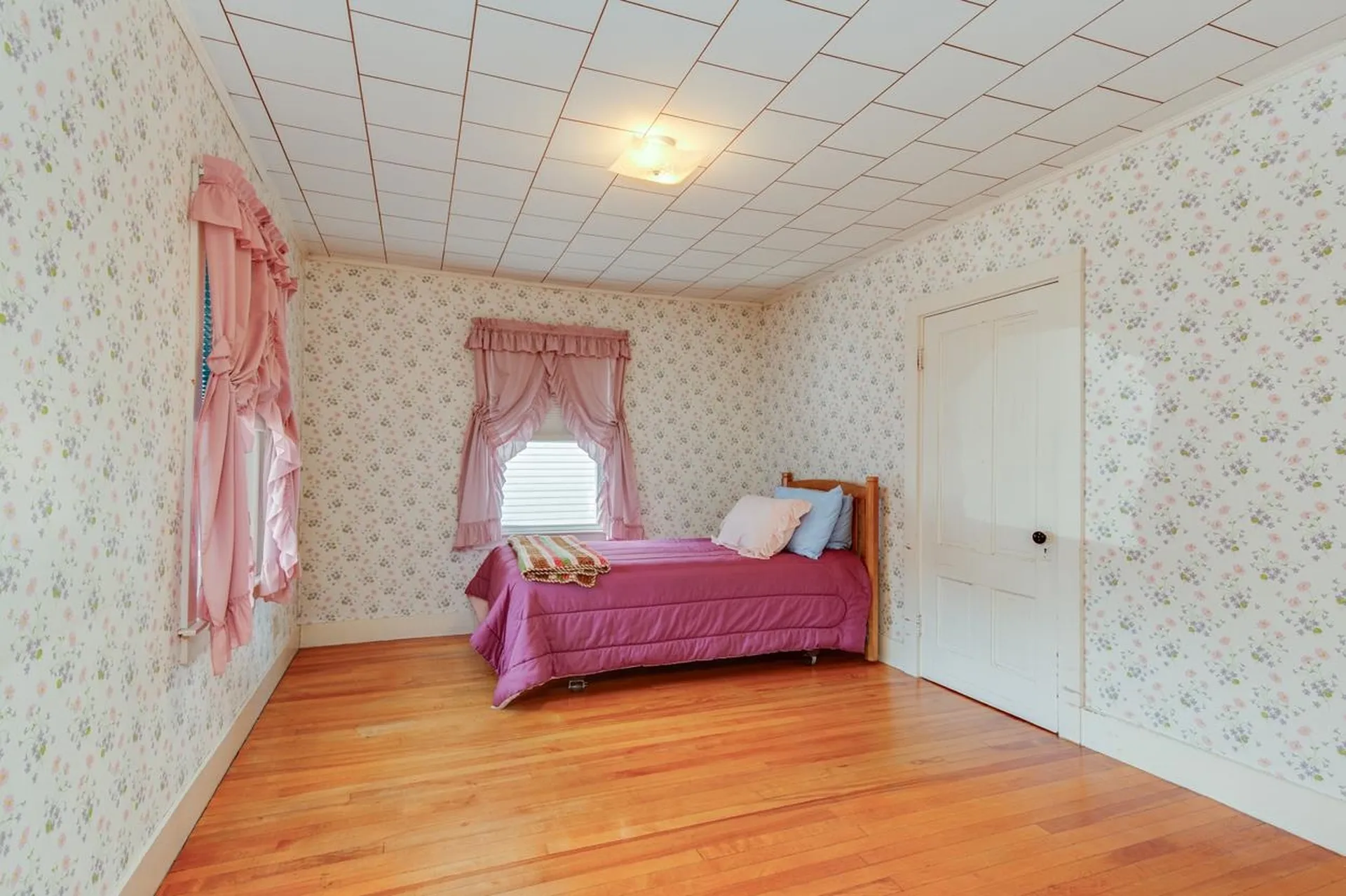 75 Ash Street Nashua NH 03060