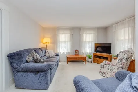 75 Ash Street Nashua NH 03060