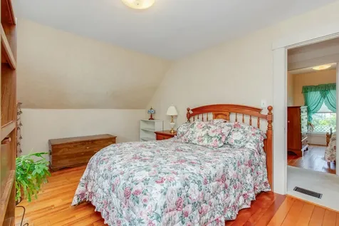 75 Ash Street Nashua NH 03060