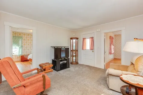 75 Ash Street Nashua NH 03060