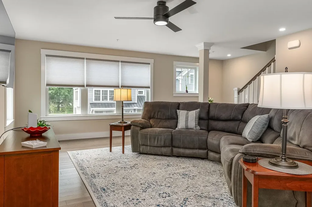 3 Thompson Way Rye NH 03870