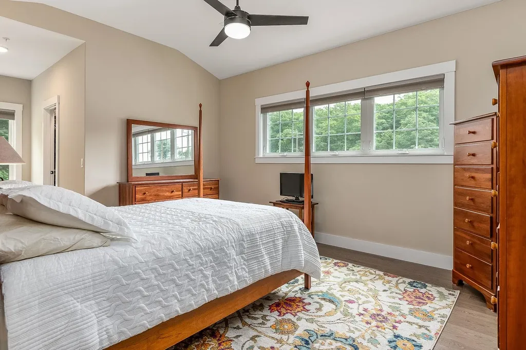 3 Thompson Way Rye NH 03870