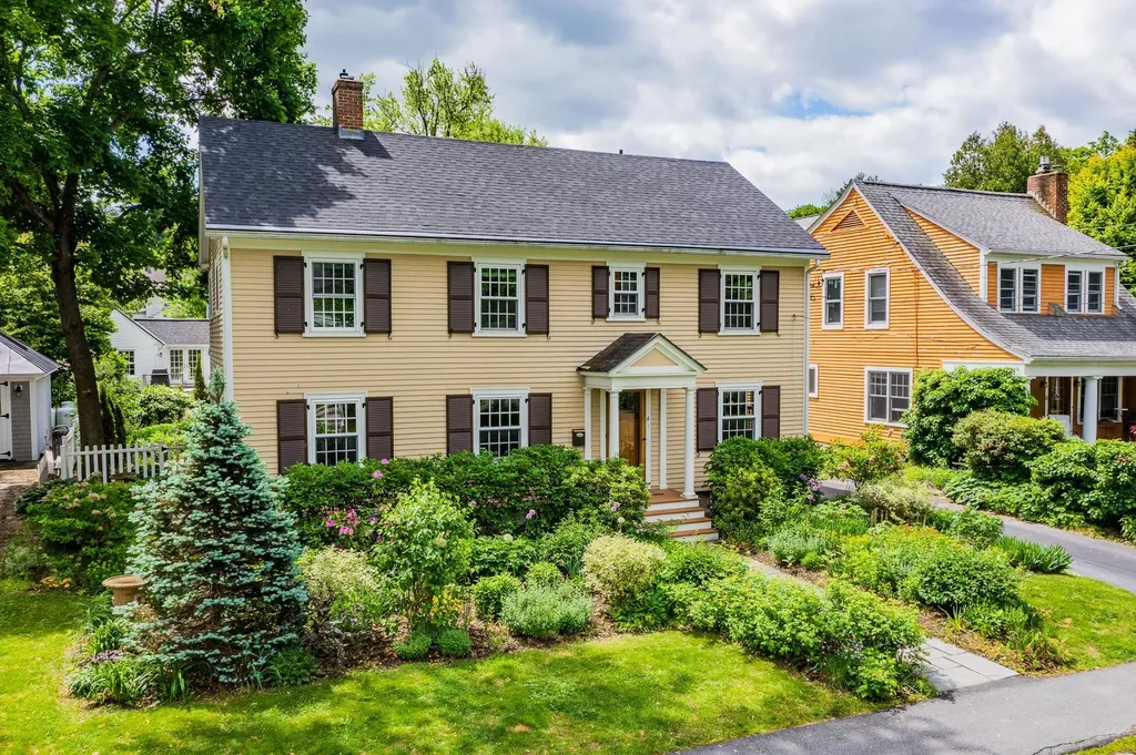 4 Barrymore Drive Hanover NH 03755