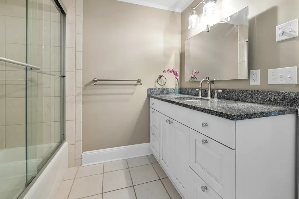 4 Barrymore Drive Hanover NH 03755