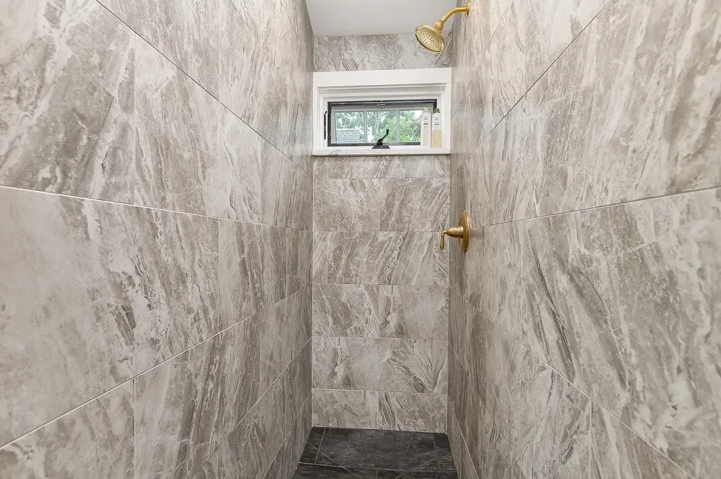 27 Philbrick Road Kittery ME 03904