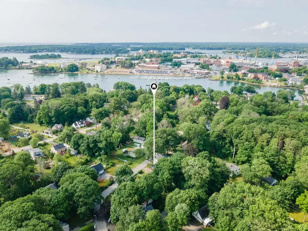 27 Philbrick Road Kittery ME 03904